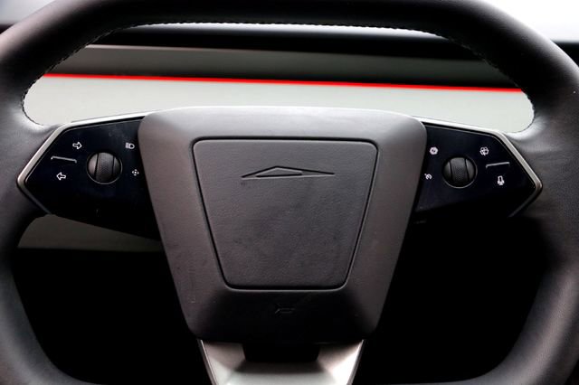 Used 2024 Tesla Cybertruck AWD Crew Cab image 15