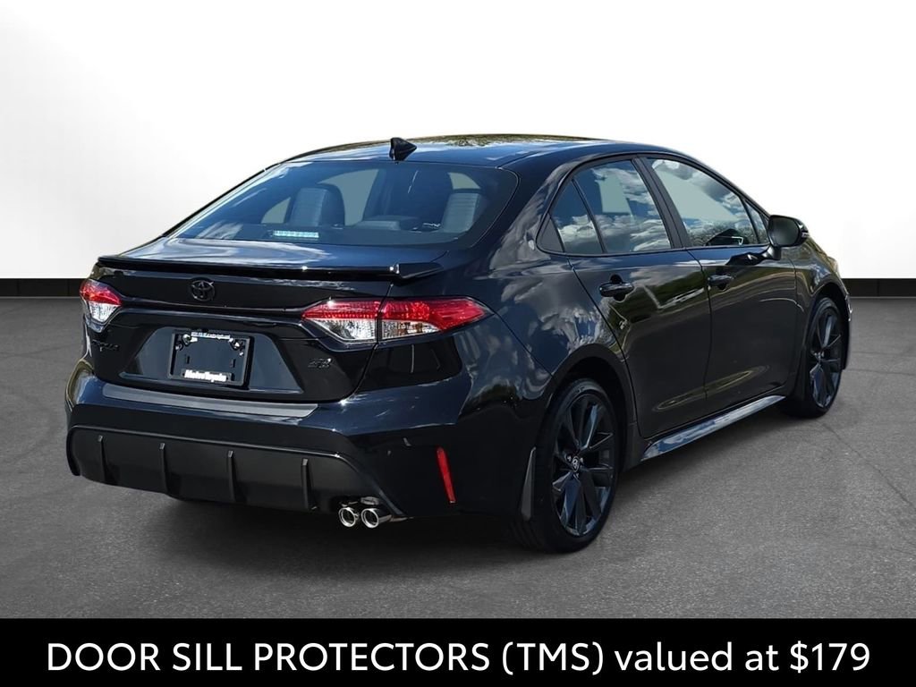 Used 2026 Toyota Corolla SE FWD image 6