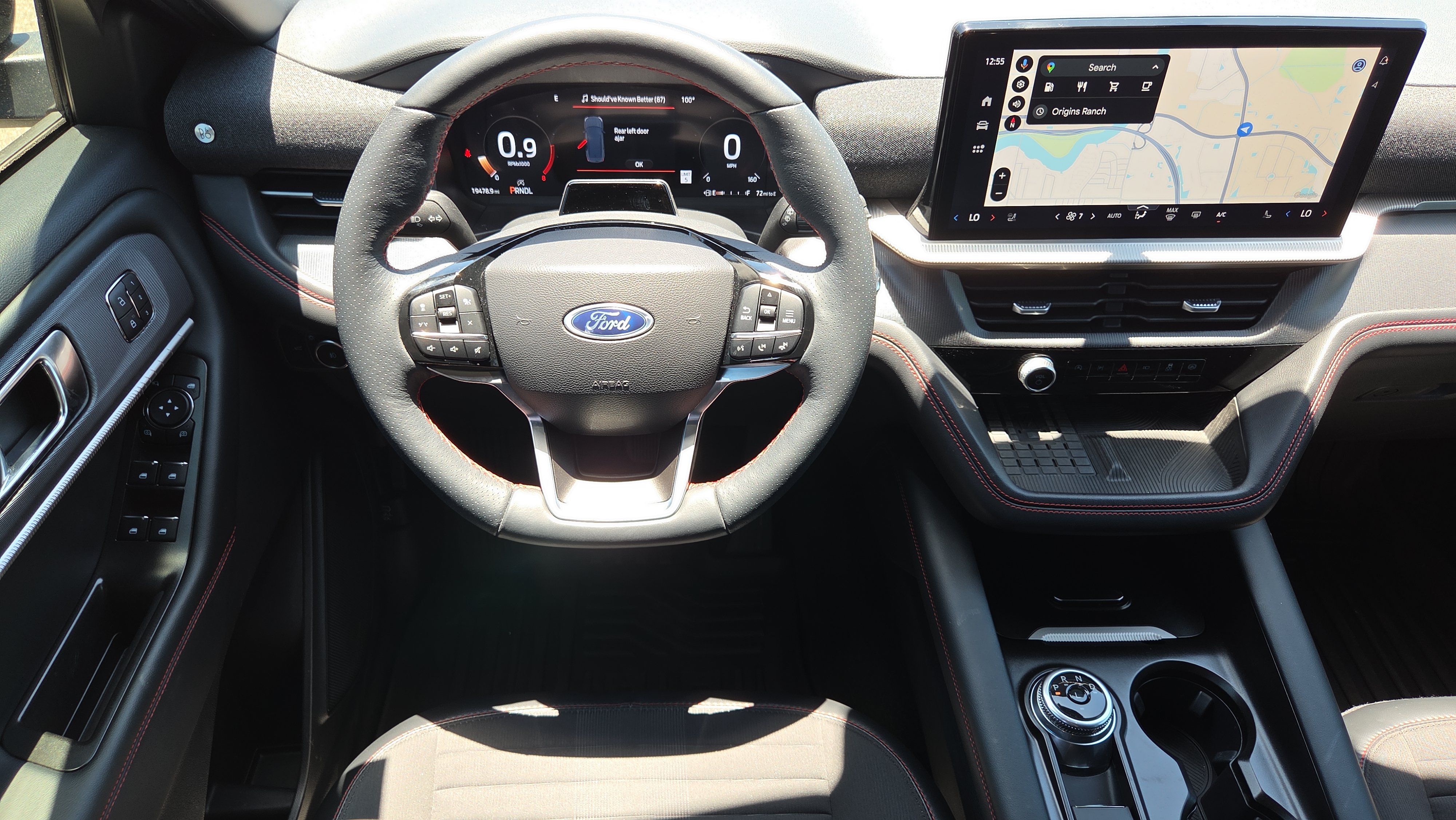 Used 2025 Ford Explorer ST-Line w/ Premium Package RWD image 15