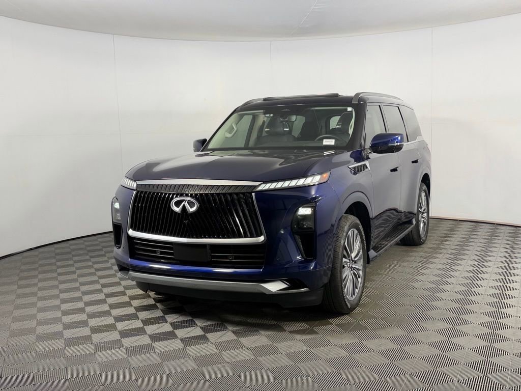 Used 2025 INFINITI QX80 Sensory AWD/4WD image 3