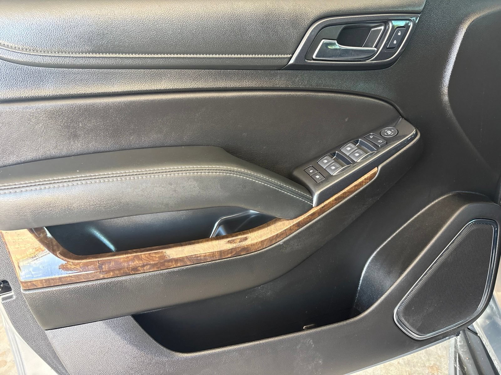 Used 2019 Chevrolet Tahoe LS RWD image 10