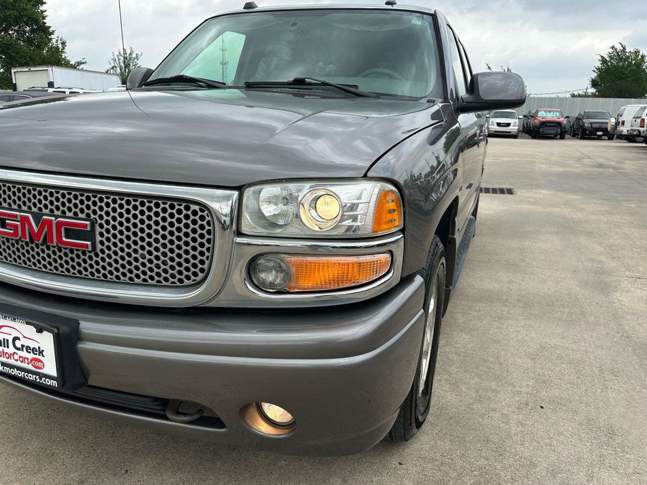 Used 2005 GMC Yukon XL Denali AWD/4WD image 57