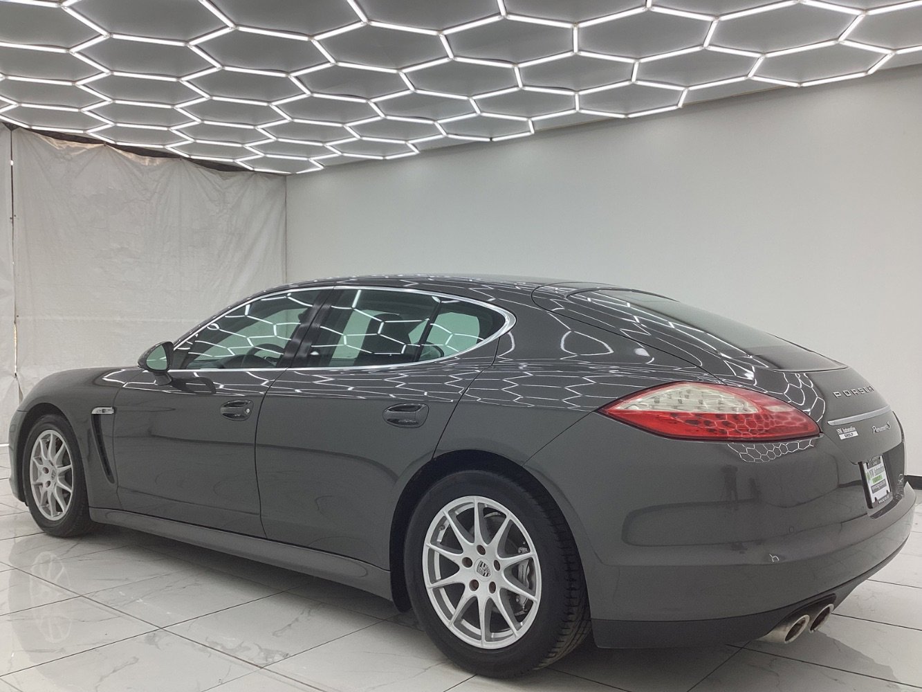 Used 2013 Porsche Panamera S image 10