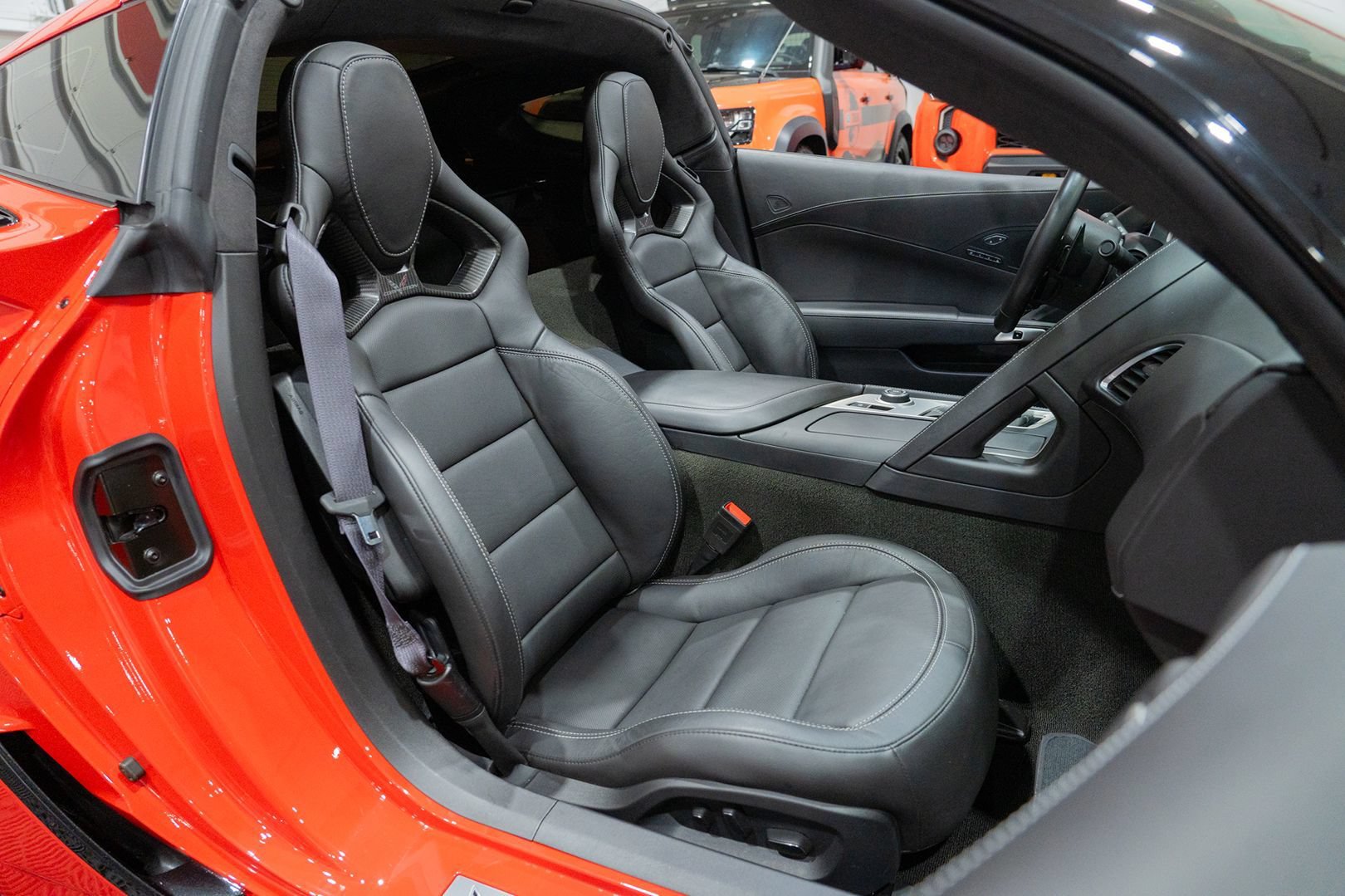 Used 2016 Chevrolet Corvette Z06 w/ 3LZ Preferred Equipment Group RWD image 34