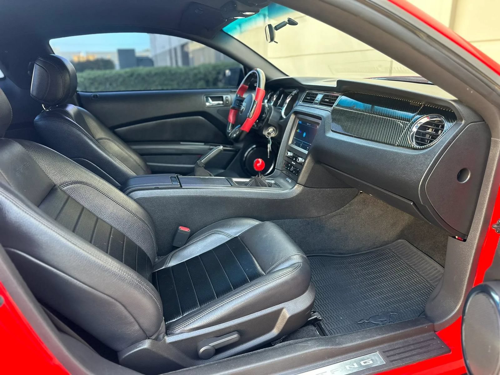 Used 2012 Ford Mustang GT Premium RWD image 14
