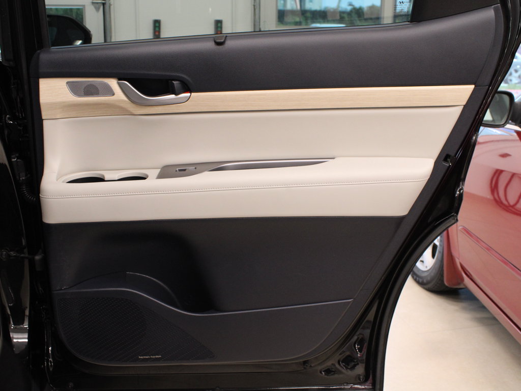 Used 2024 Hyundai Palisade Limited FWD image 40