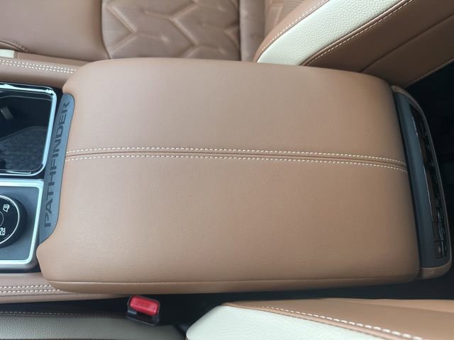 New 2026 Nissan Pathfinder Platinum w/ Cargo Package image 20