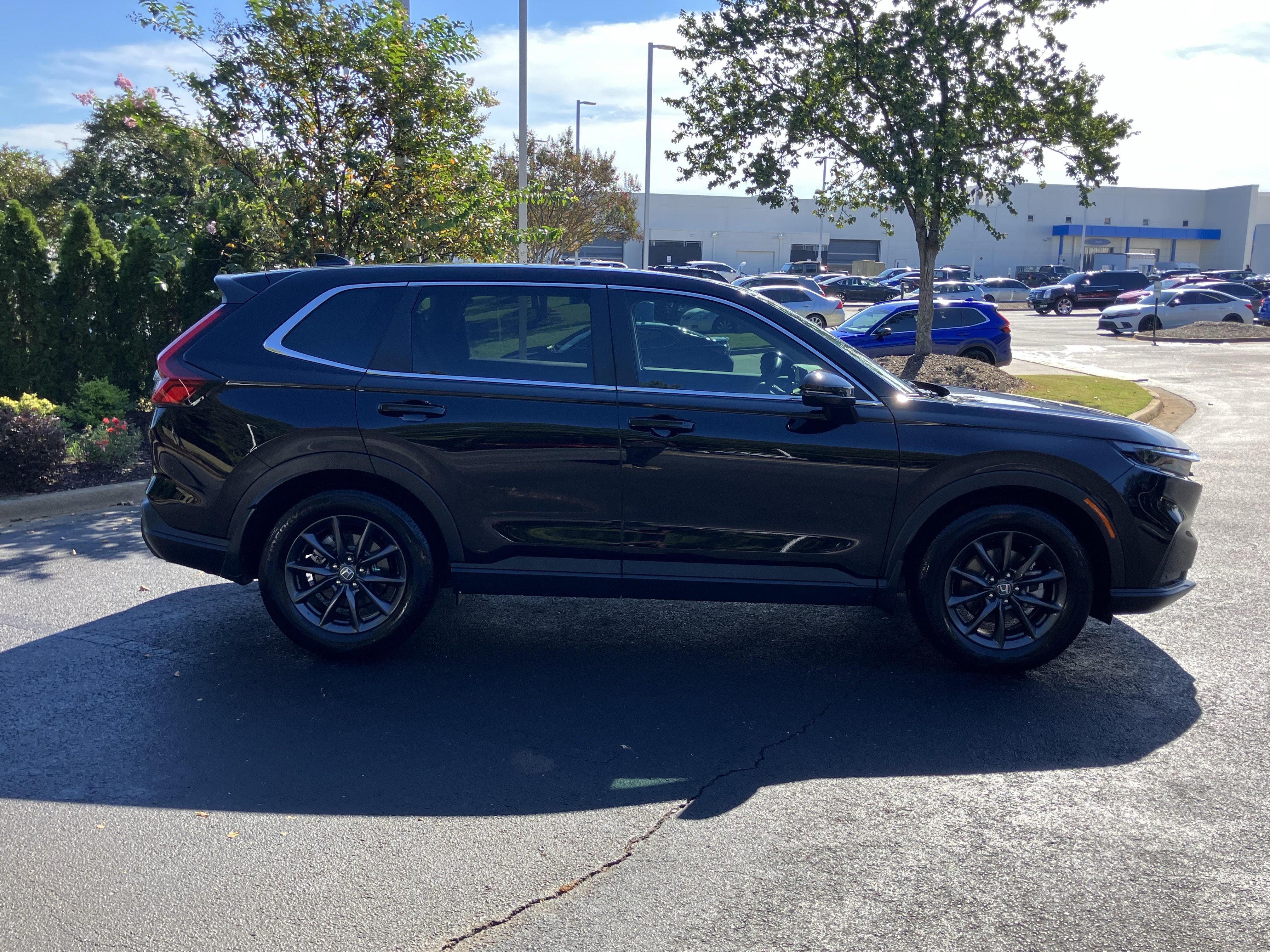 Used 2026 Honda CR-V EX-L image 11