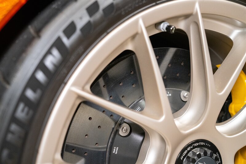 Used 2018 Porsche 911 GT2 RS RWD image 17