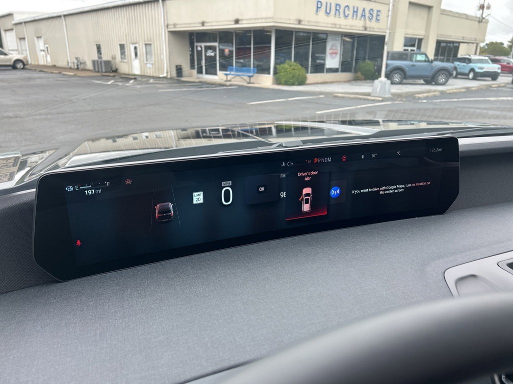 New 2025 Ford Expedition Active image 29