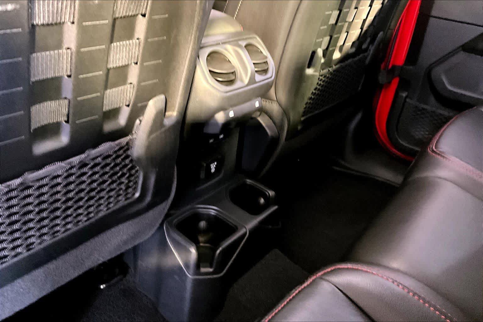 Used 2021 Jeep Gladiator Rubicon AWD/4WD image 35
