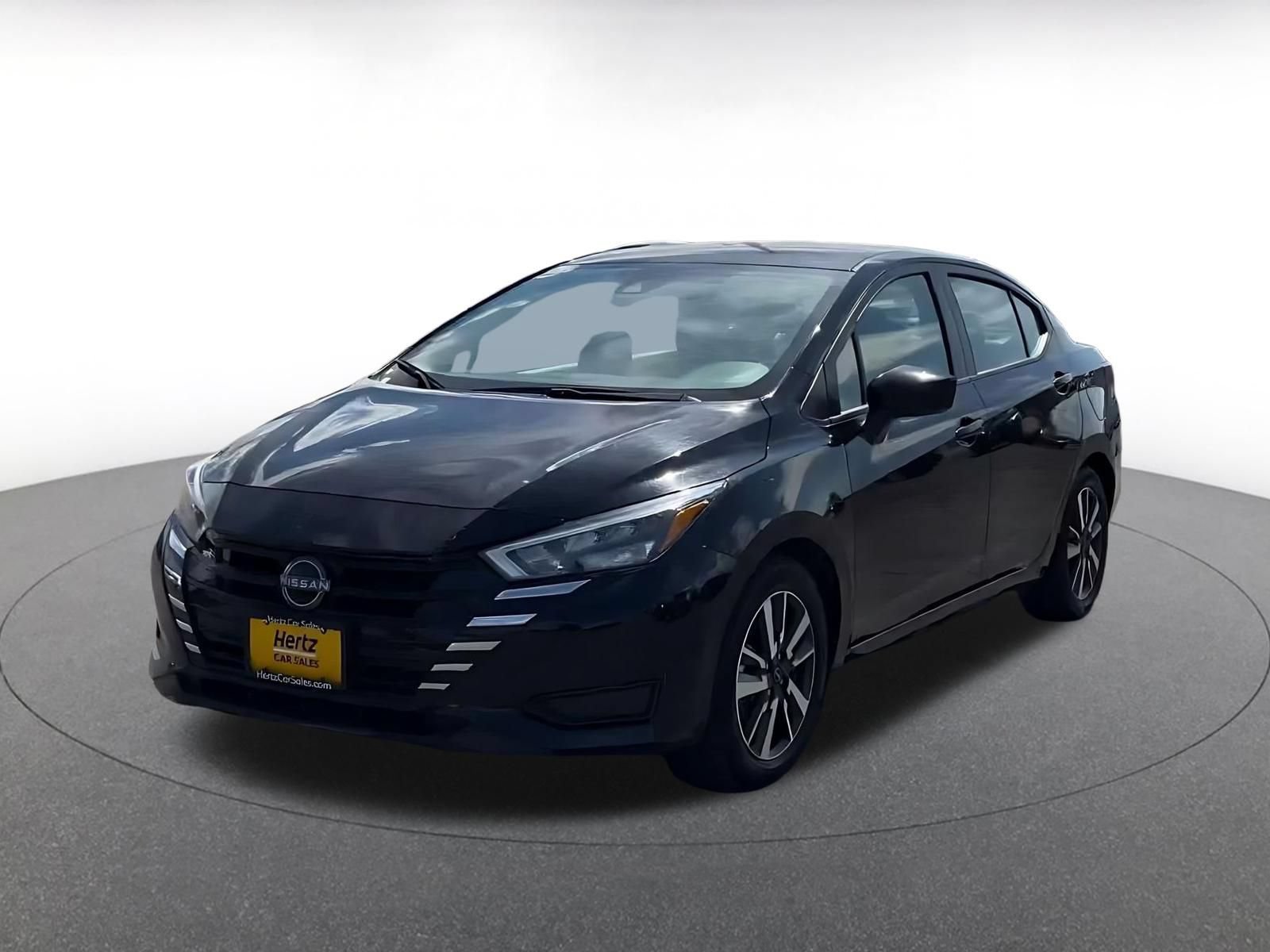 Used 2025 Nissan Versa SV FWD image 6