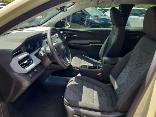 New 2027 Chevrolet Bolt LT w/ Comfort Package FWD image 7