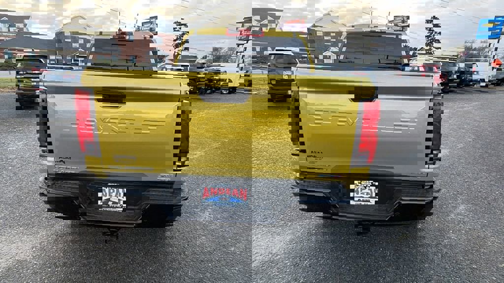 Certified 2023 Chevrolet Colorado ZR2 w/ ZR2 Convenience Package III image 5