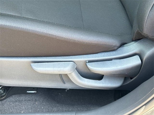 New 2025 Nissan Kicks Play S image 21