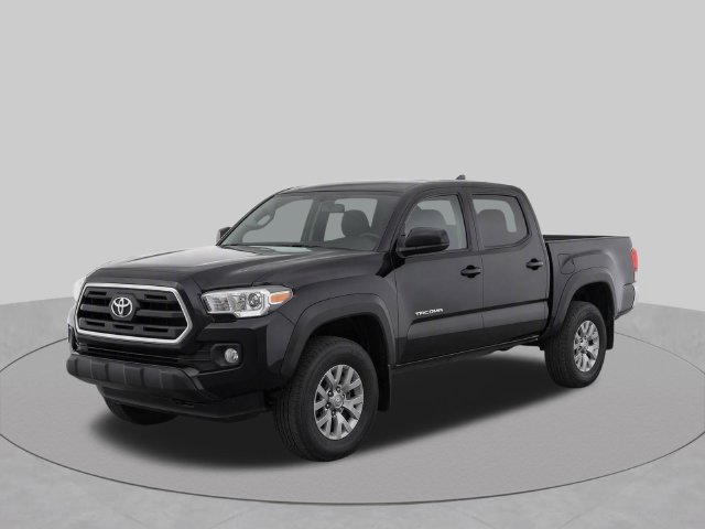 Used 2018 Toyota Tacoma SR5 AWD/4WD image 2