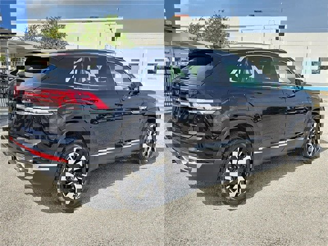 New 2026 Volkswagen Atlas Cross Sport SEL image 3