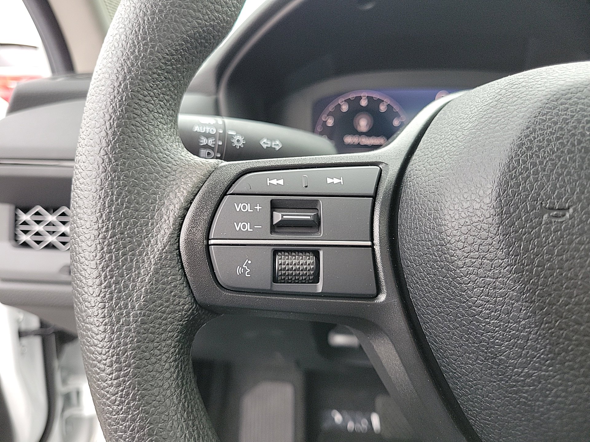 Certified 2024 Honda Accord EX image 18