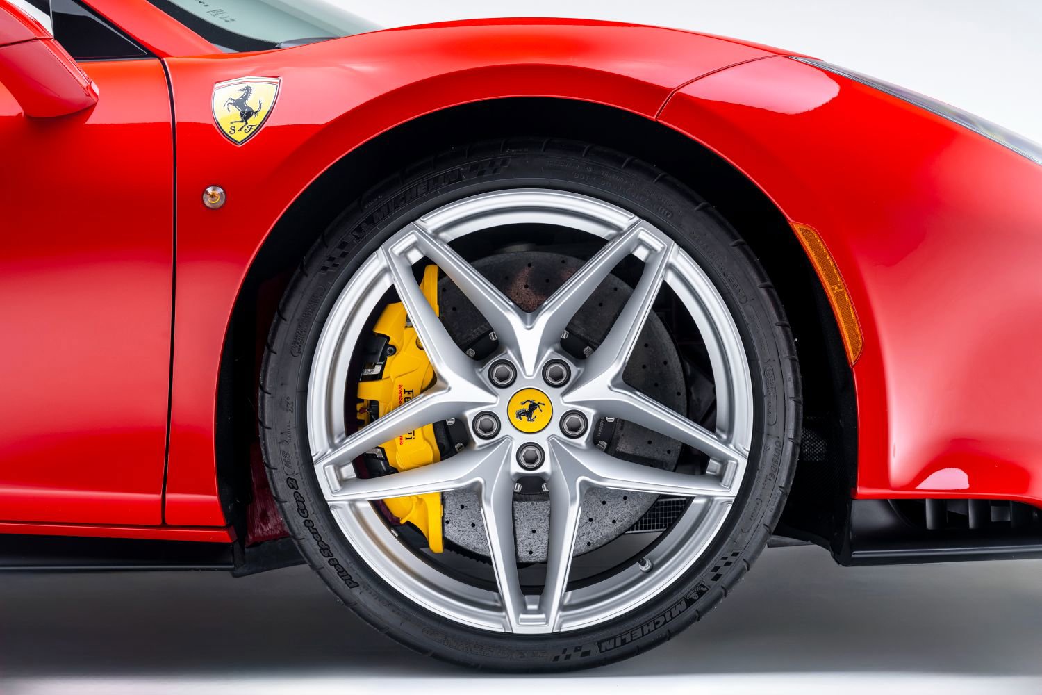 Used 2020 Ferrari 488 Pista Spider image 42