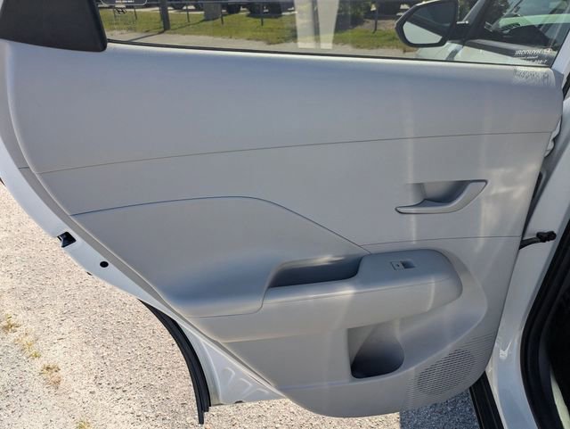 Used 2024 Hyundai Kona SEL FWD image 24