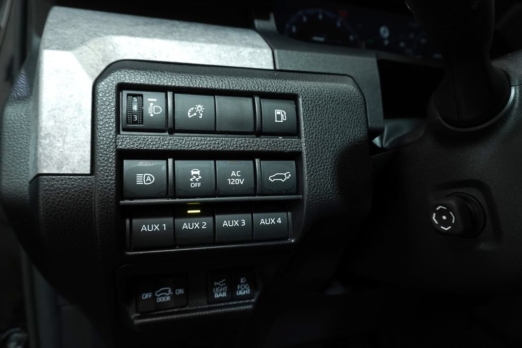 Certified 2025 Toyota 4Runner Trailhunter AWD/4WD image 23