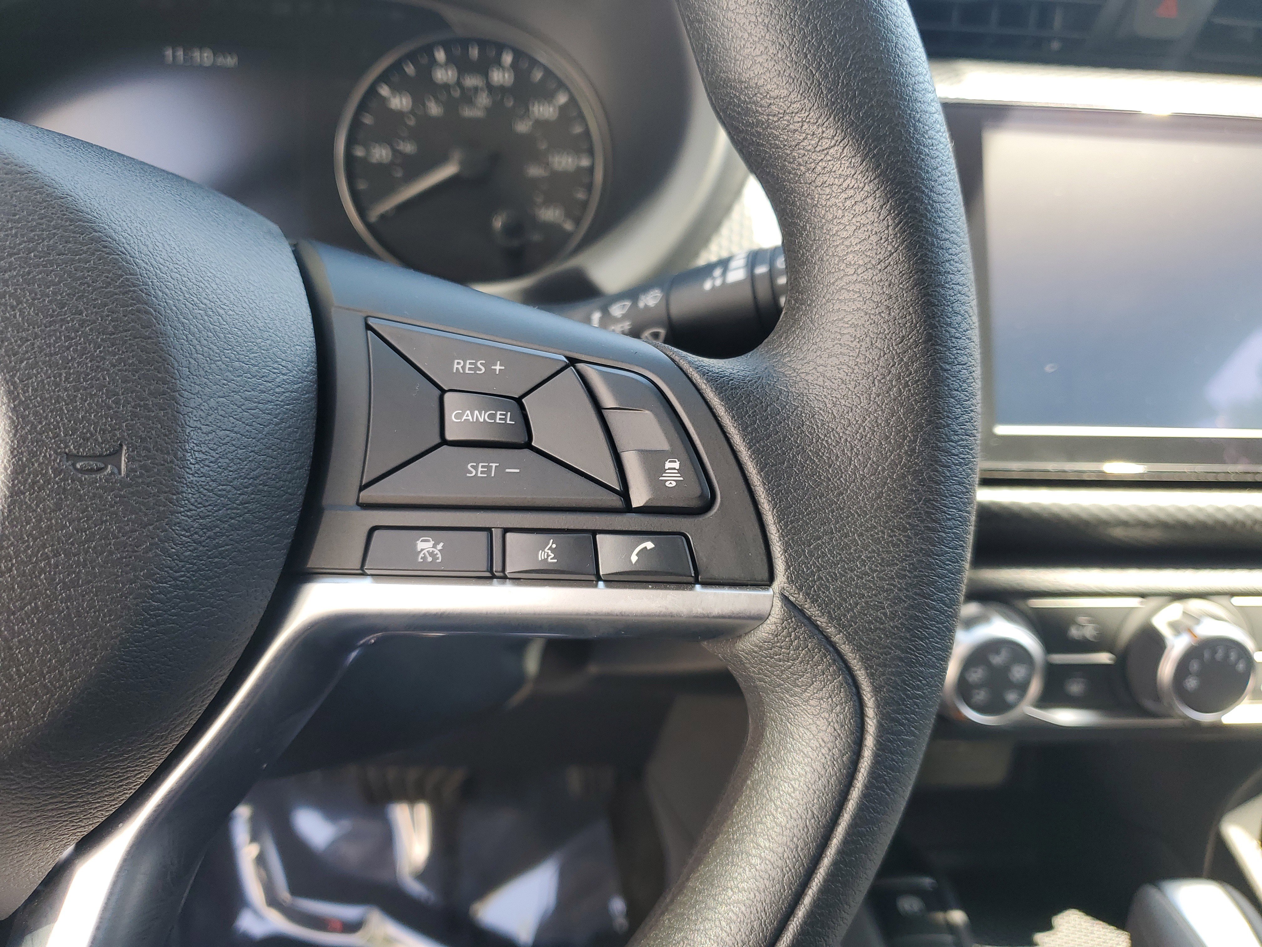 Certified 2024 Nissan Kicks SV image 18