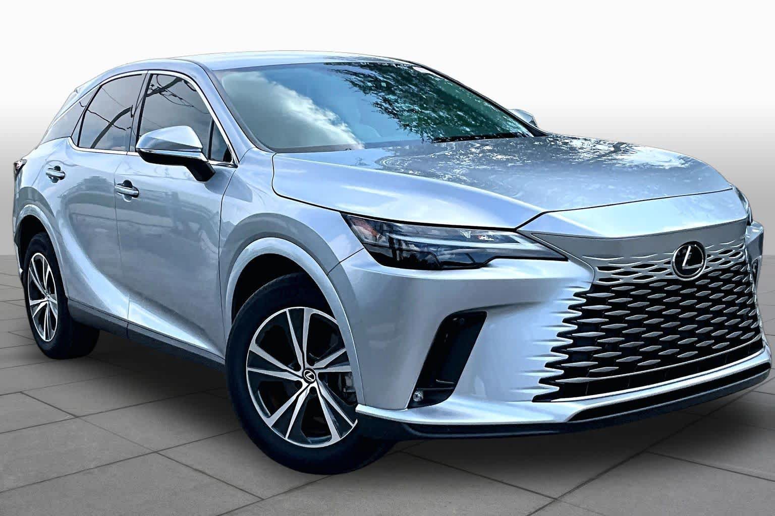 Used 2024 Lexus RX 350 FWD w/ Technology Package image 3