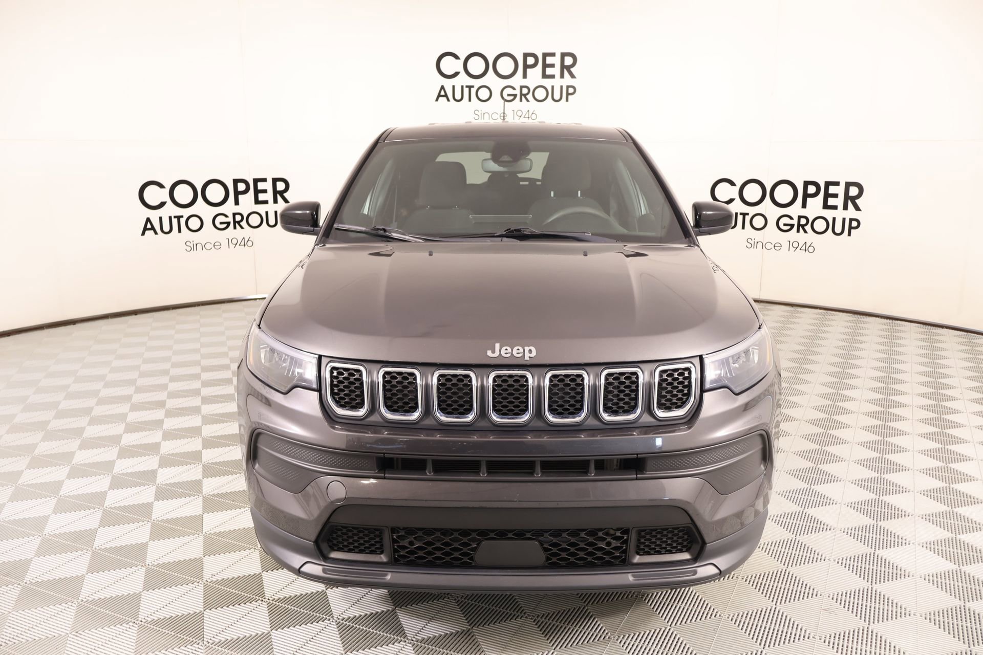 Used 2023 Jeep Compass Sport AWD/4WD image 8