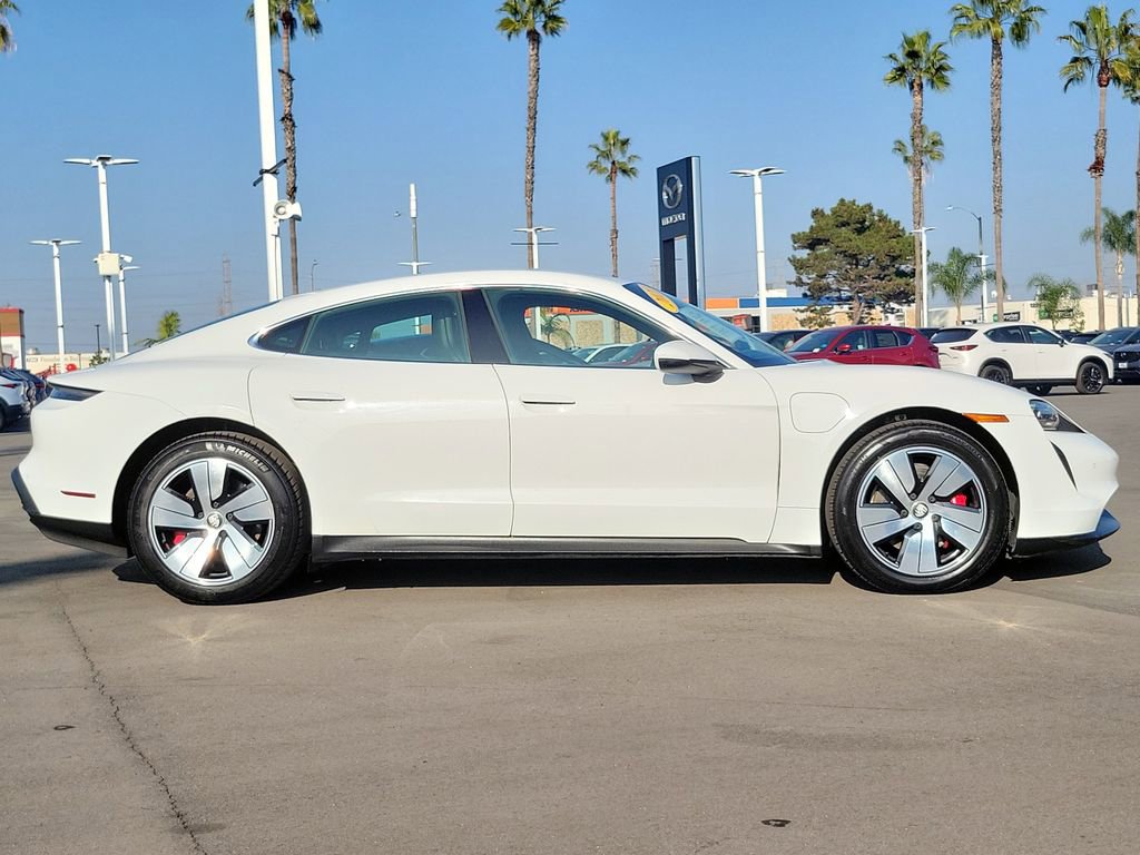 Used 2021 Porsche Taycan 4S image 27