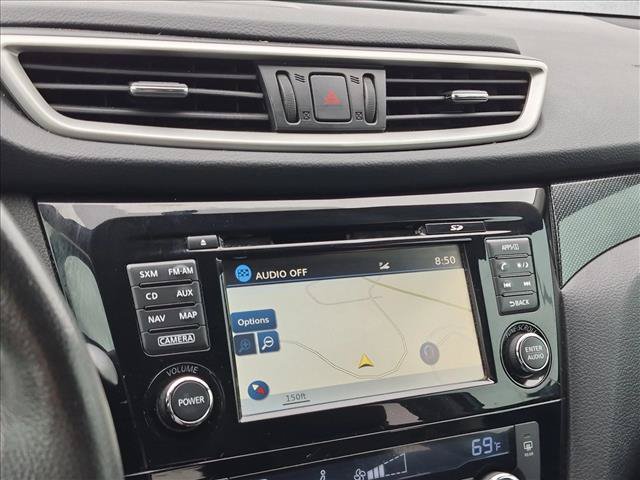Used 2016 Nissan Rogue SL AWD/4WD image 13