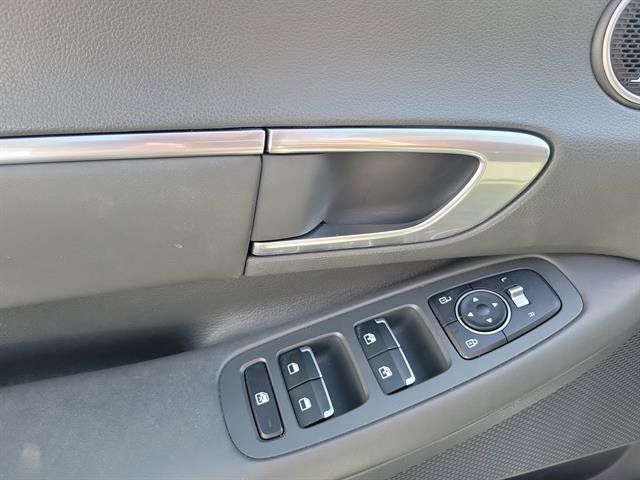 Used 2023 Hyundai Sonata SEL Plus image 17