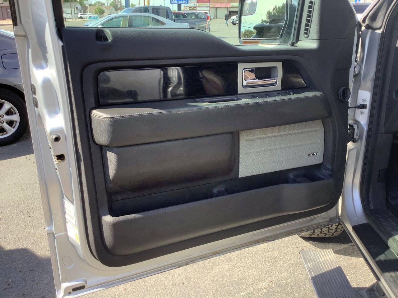 Used 2011 Ford F150 Platinum AWD/4WD image 33