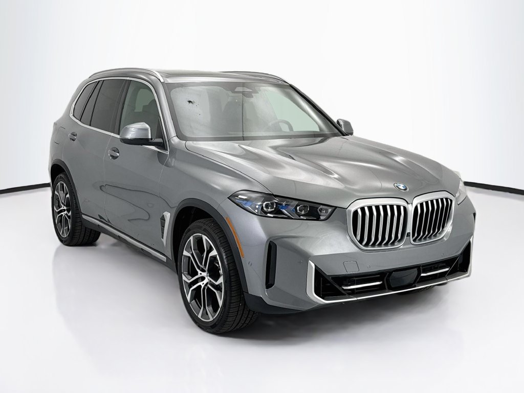 Used 2026 BMW X5 sDrive40i w/ Parking Assistance Package RWD image 3