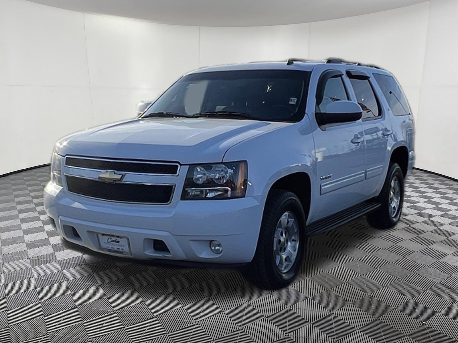 Used 2010 Chevrolet Tahoe LT image 3