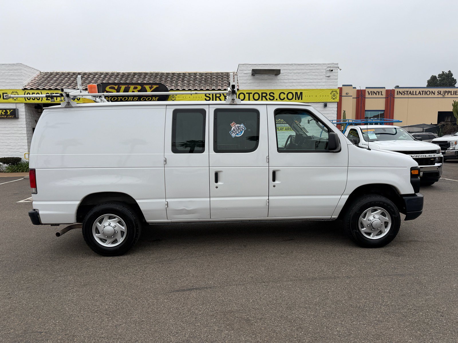 Used 2014 Ford E-150 and Econoline 150 w/ Power Group RWD image 2