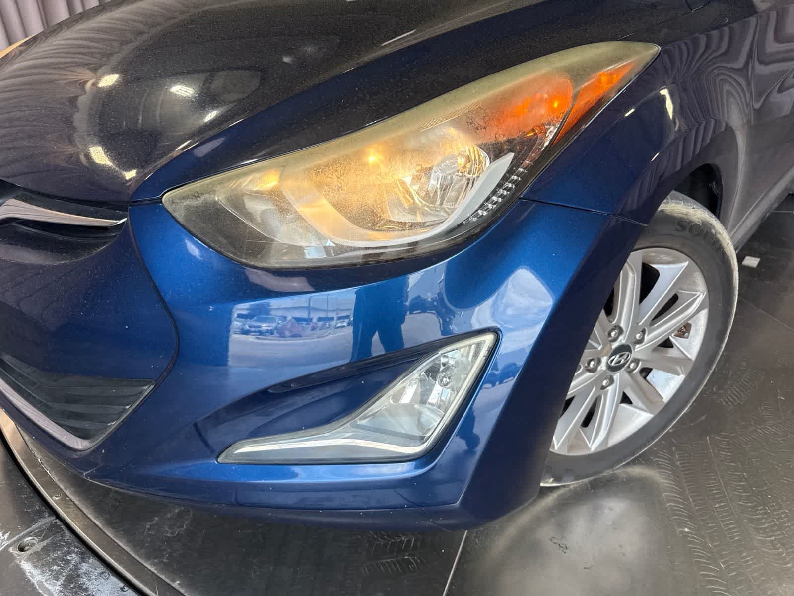 Used 2016 Hyundai Elantra SE w/ Option Group 02 FWD image 9