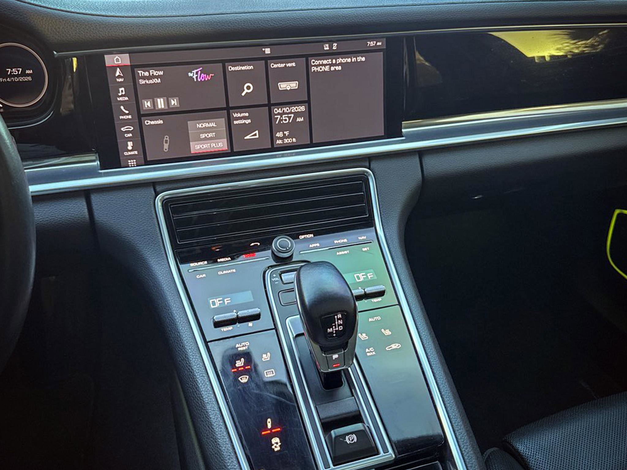 Used 2018 Porsche Panamera 4 image 23