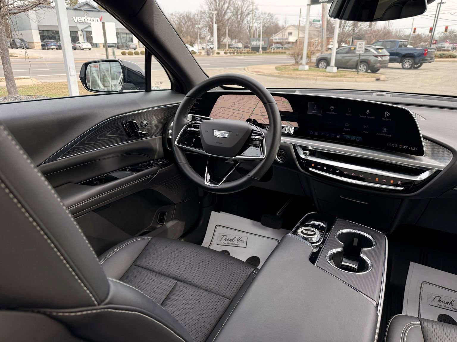 Used 2024 Cadillac Lyriq Sport image 29