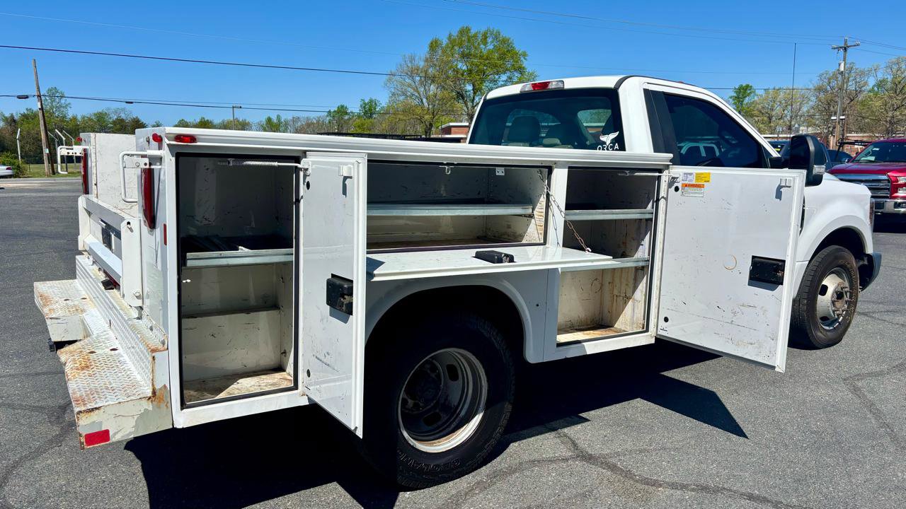 Used 2018 Ford F350 XL w/ Power Equipment Group RWD image 9