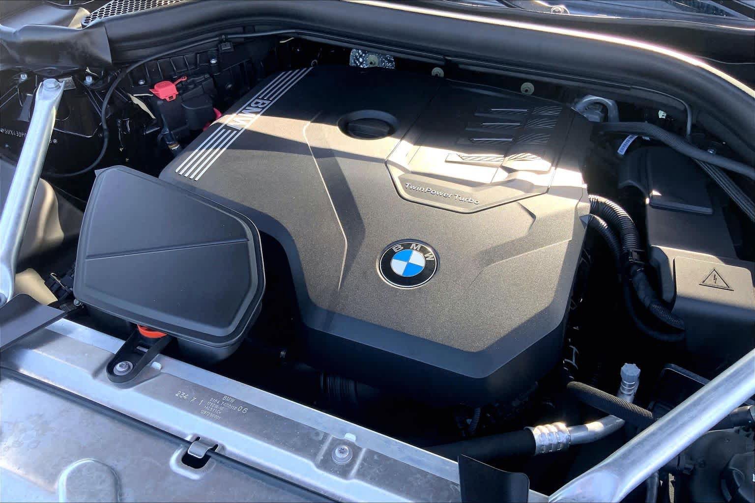 Used 2024 BMW X3 sDrive30i w/ Premium Package RWD image 32