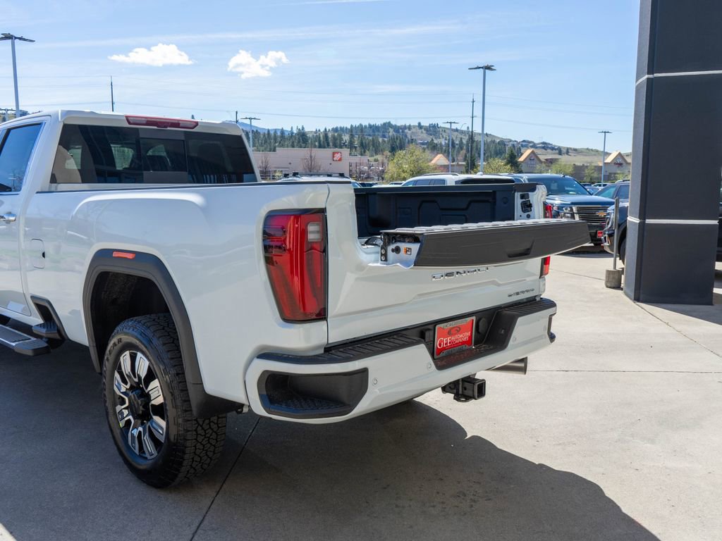 New 2026 GMC Sierra 3500 Denali w/ Denali Reserve Package AWD/4WD image 33