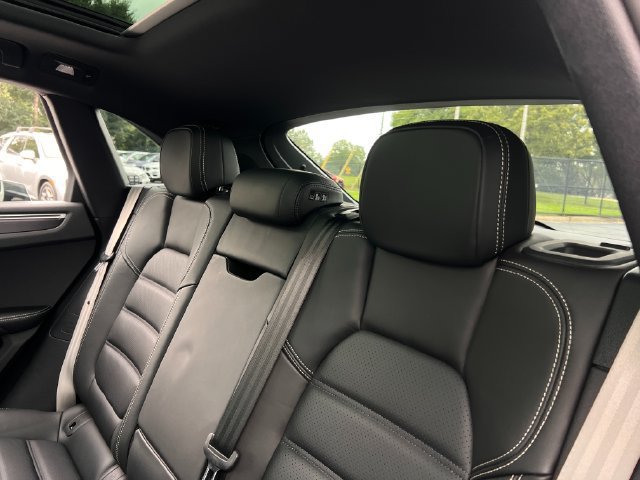 Used 2023 Porsche Macan GTS AWD/4WD image 19
