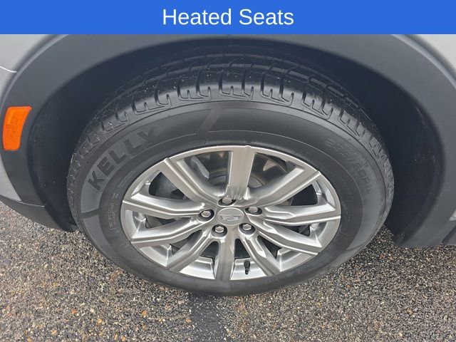 Used 2022 Cadillac XT4 Premium Luxury w/ Driver Awareness Package FWD image 10