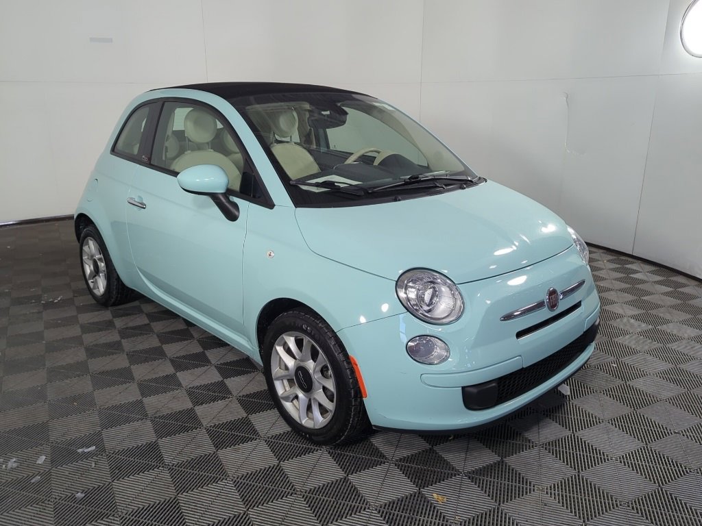 Used 2017 FIAT 500 Pop image 2