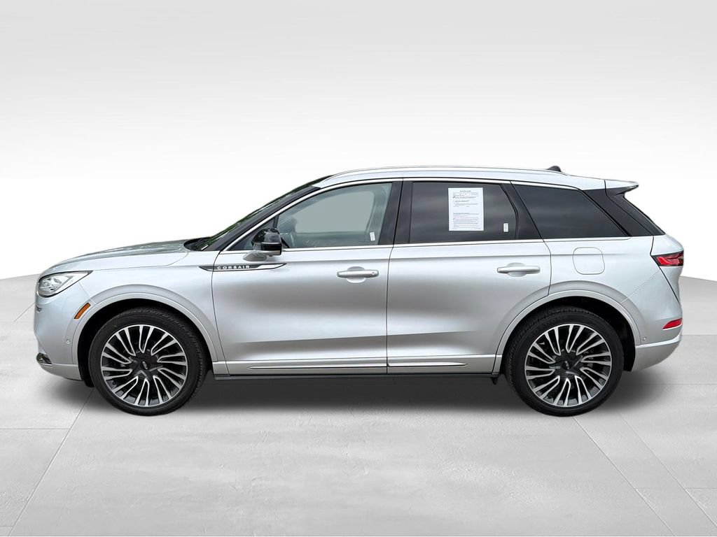 Used 2020 Lincoln Corsair Reserve w/ Equipment Group 201A AWD/4WD image 2