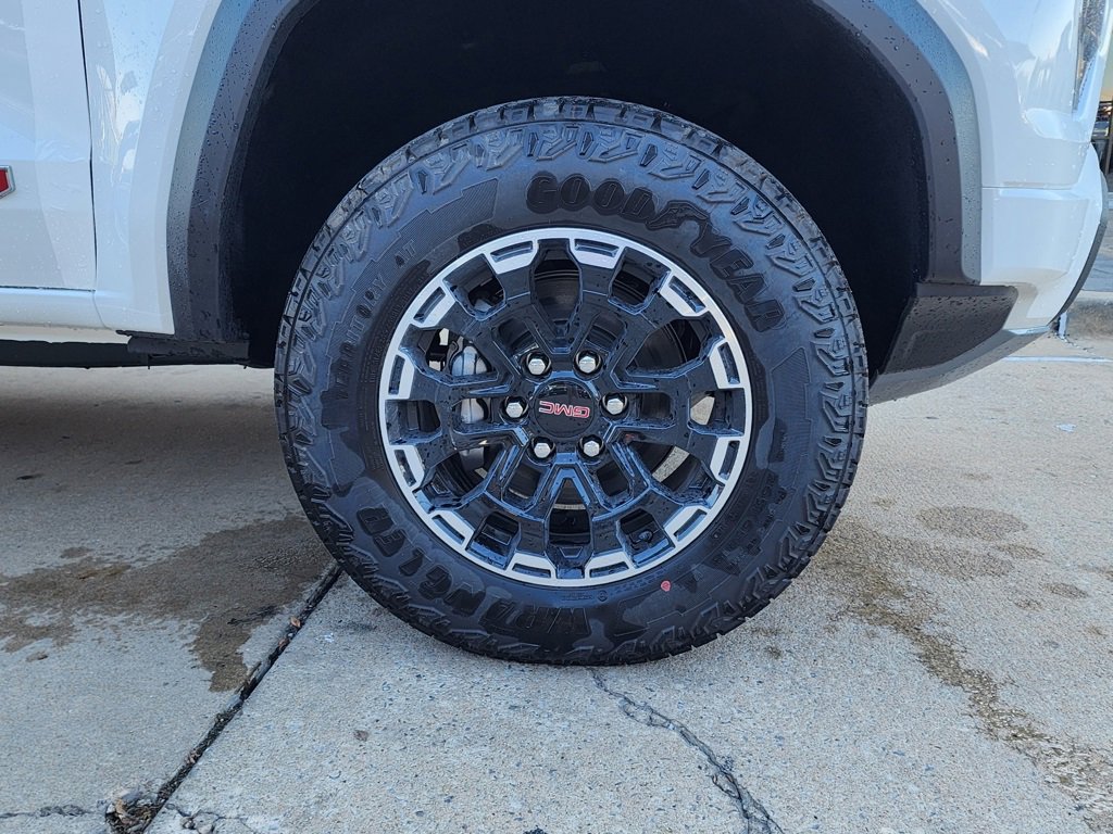 New 2026 GMC Canyon AT4 w/ Technology Plus Package image 53