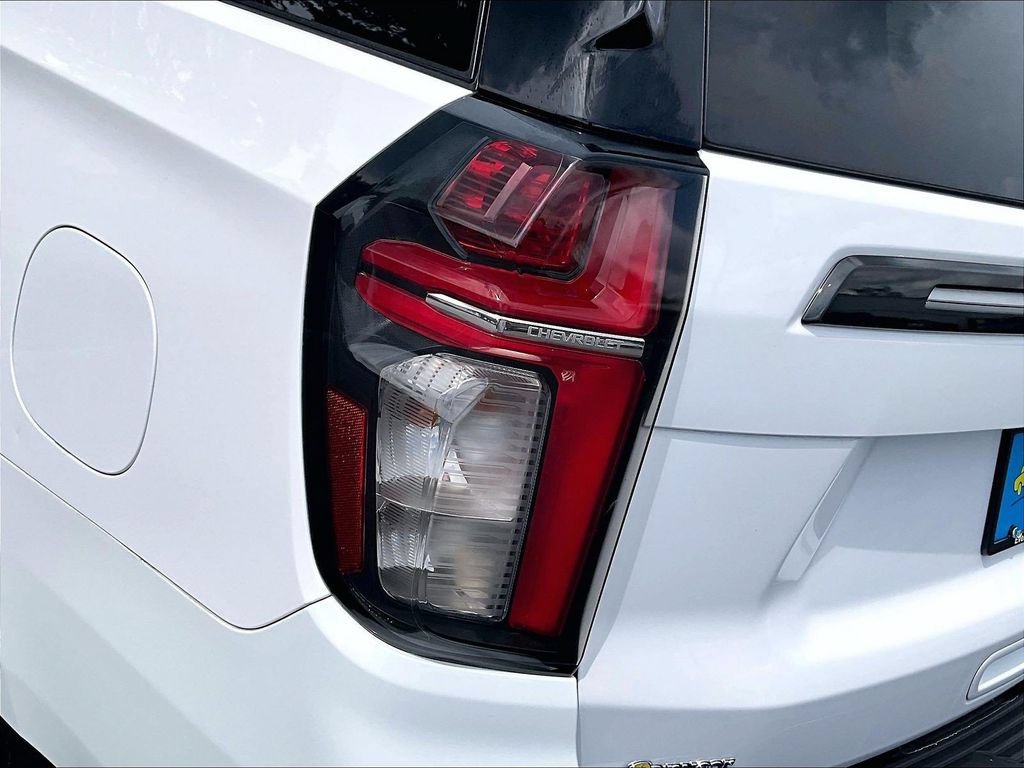 Used 2021 Chevrolet Suburban RST w/ Luxury Package AWD/4WD image 35