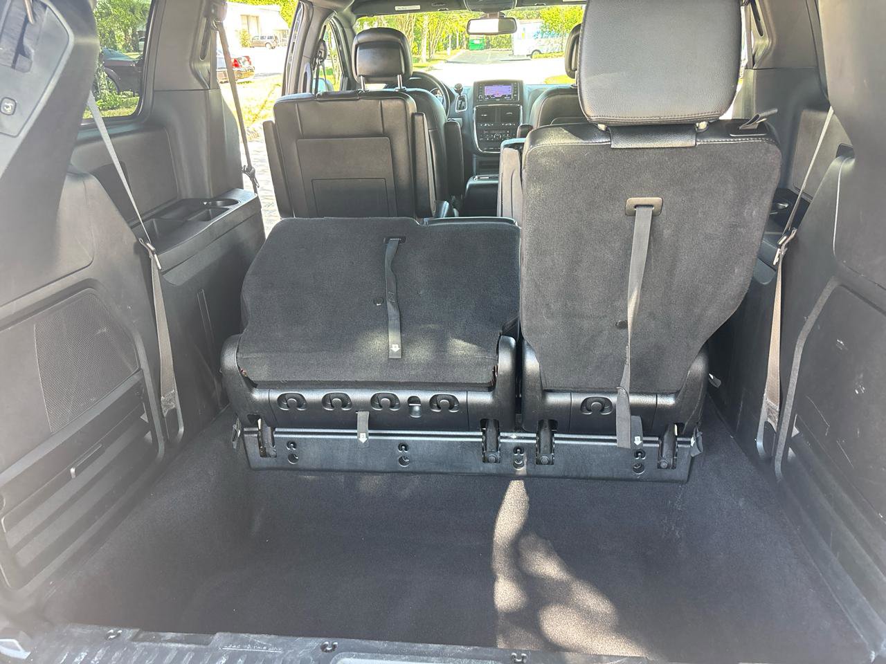 Used 2019 Dodge Grand Caravan GT image 32