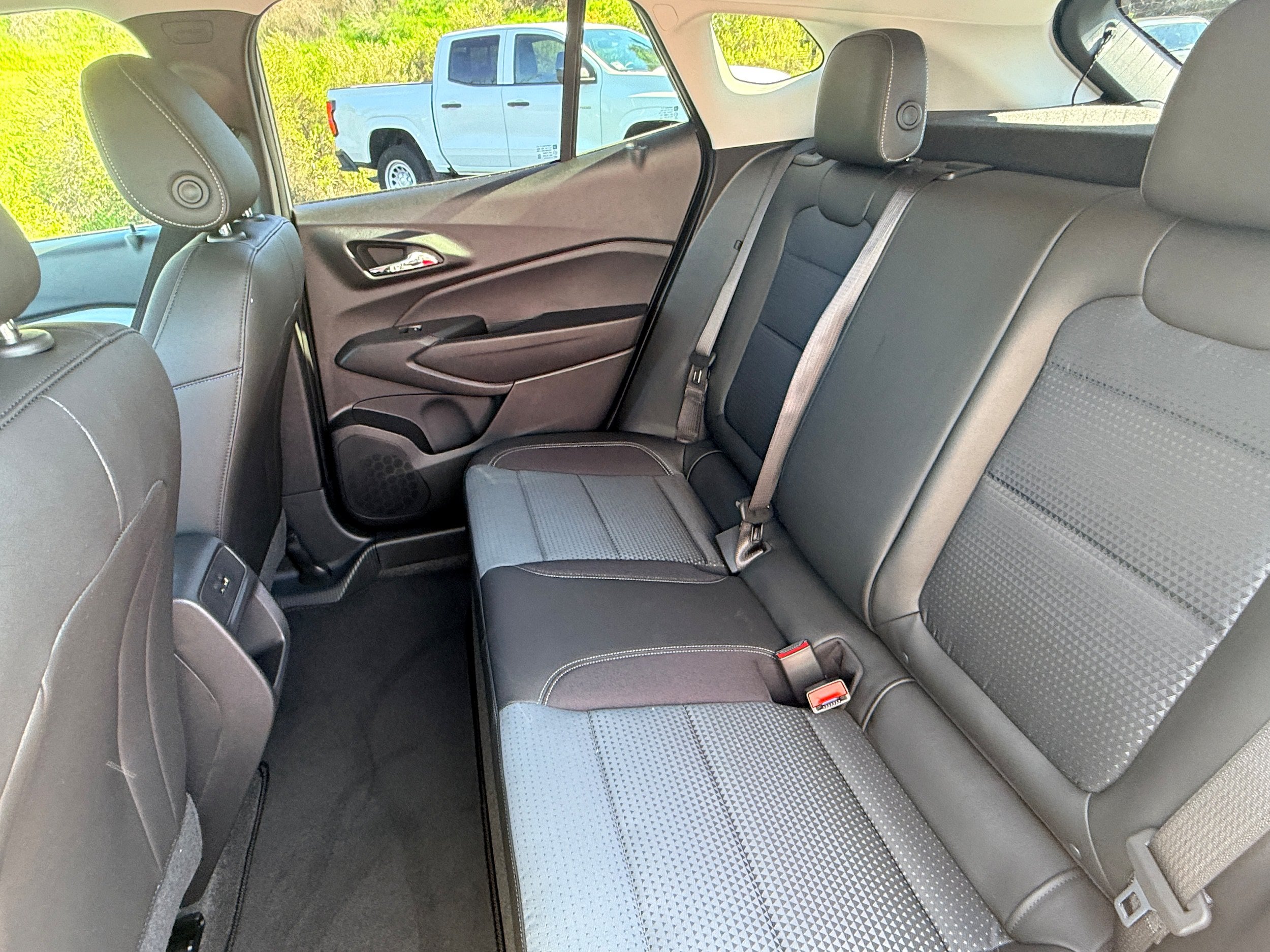Used 2026 Chevrolet Trax LT w/ Driver Confidence Package FWD image 8