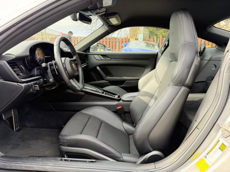Used 2023 Porsche 911 Carrera T image 10